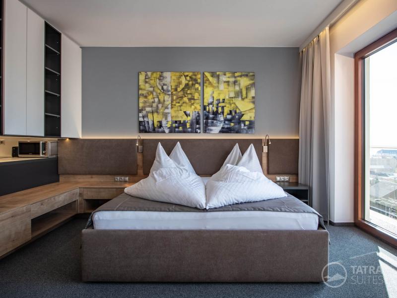 King-size Bed