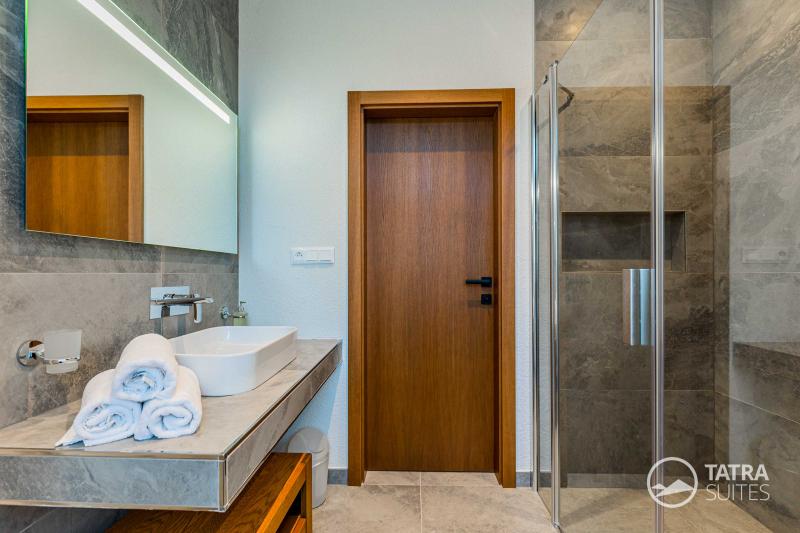 Bath room 2